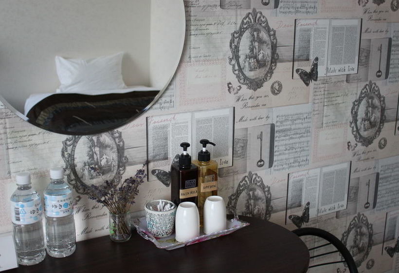 Petit Hotel Melon Furano