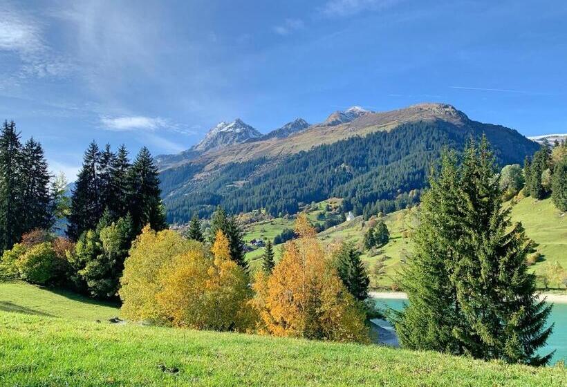 Pradas Resort Brigels