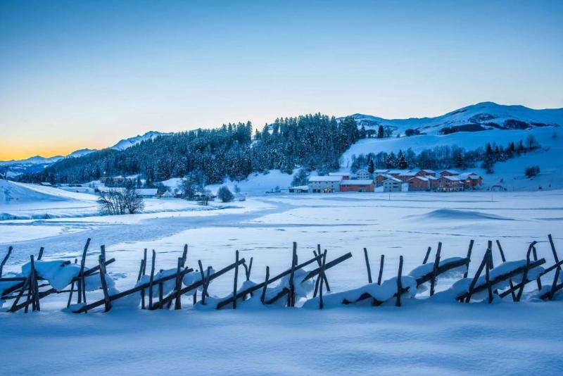 Pradas Resort Brigels