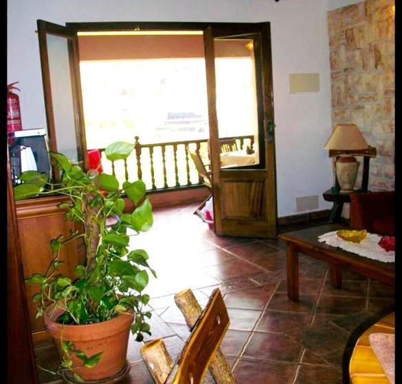 House With Sea And Mountain View In Hermigua