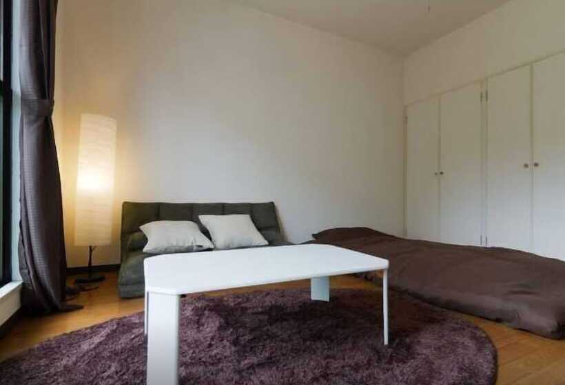 Sunlife Yamashina Apartment