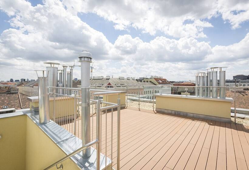 Vienna Grand Apartments City