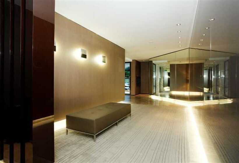 Wyndel Apartments   Clarke Street