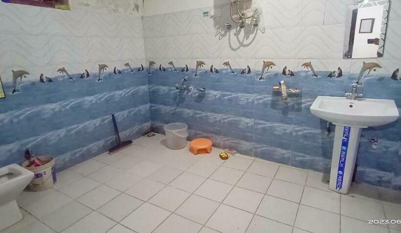 فندق صغير Atharva Satvik Homestay