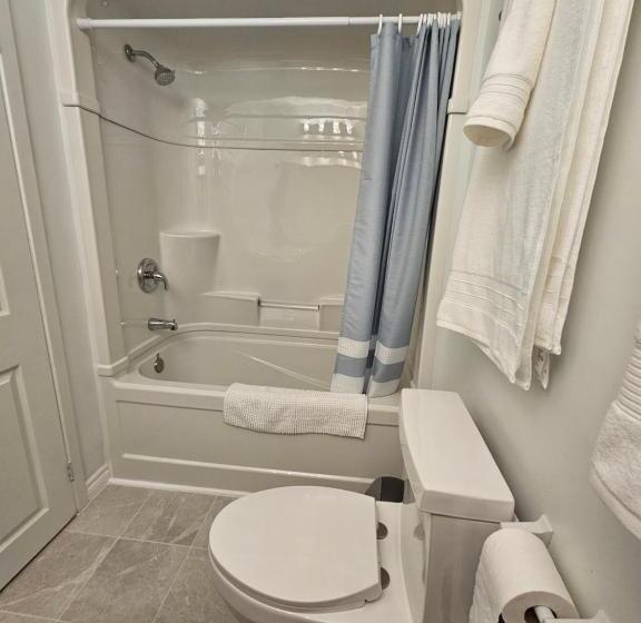 مبيت وإفطار Sunflower Guest Suites