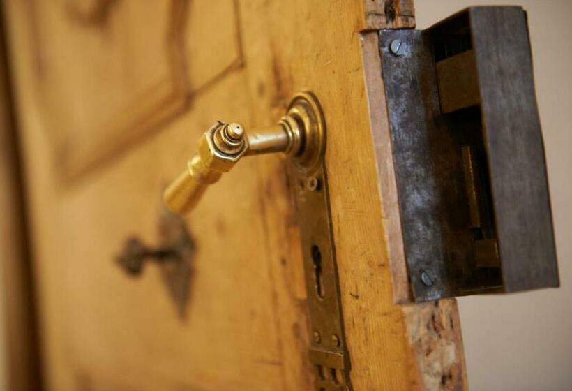 Hostel In Der Altstadt Nepomukb&b