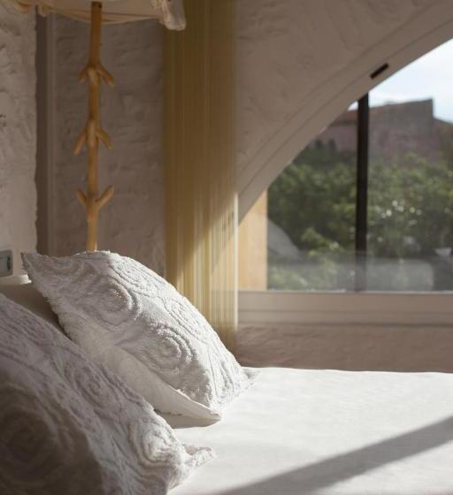 فندق Canaleta Heras