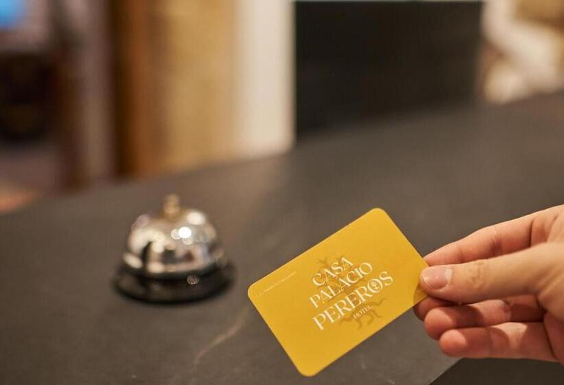 هتل Casa Palacio Pereros