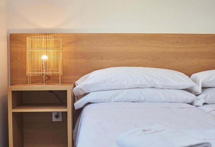 هتل Casa Palacio Pereros