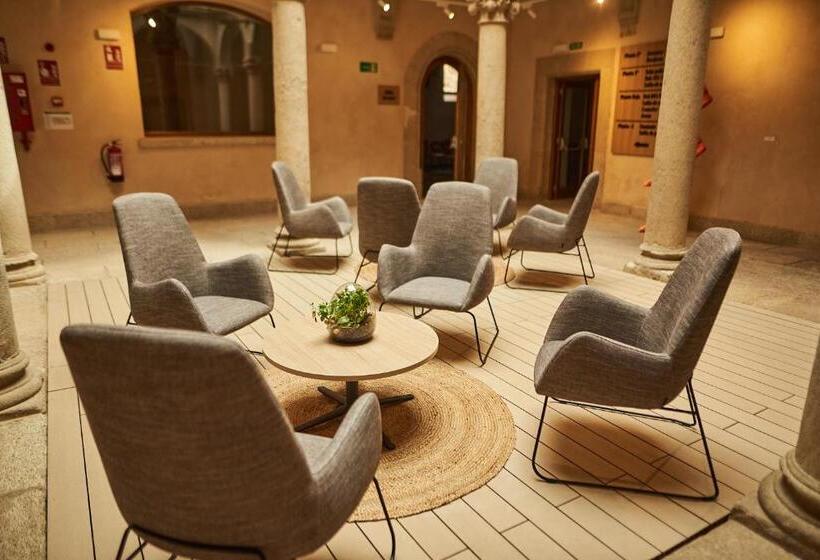 هتل Casa Palacio Pereros