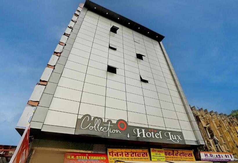 ホテル Collection O Lux