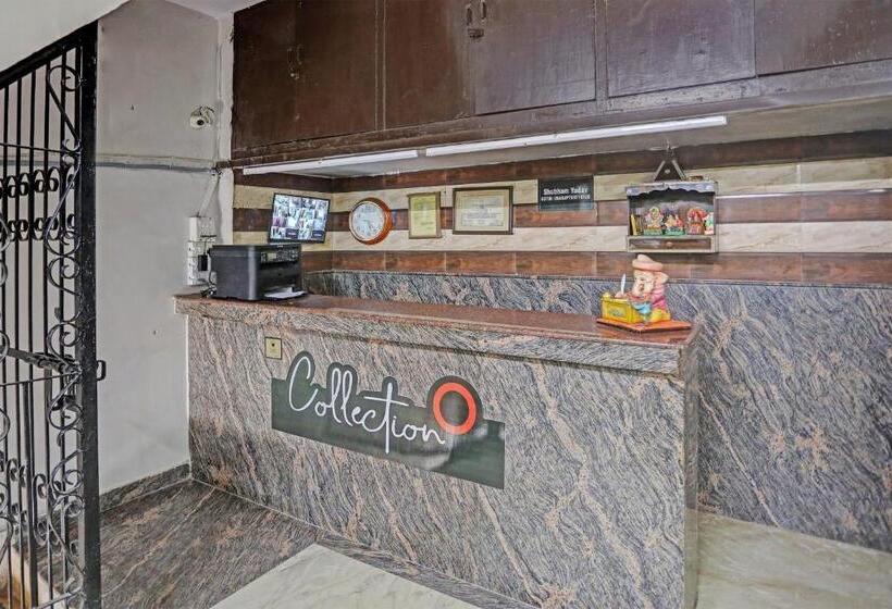 ホテル Collection O Lux