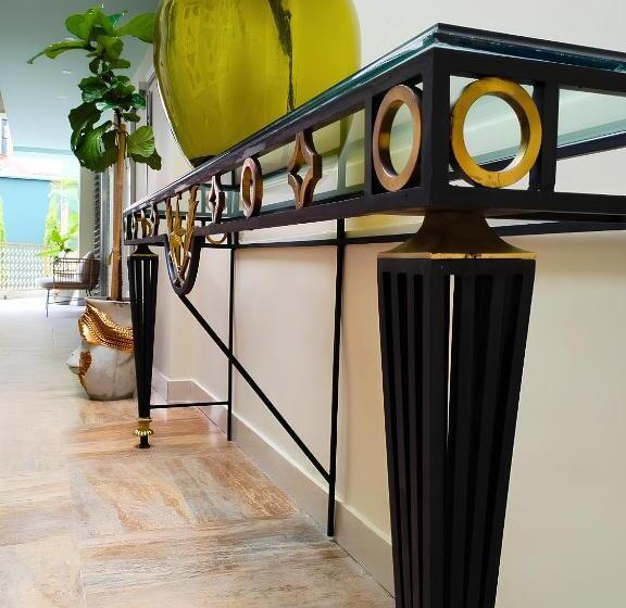 Отель Duo Boutique