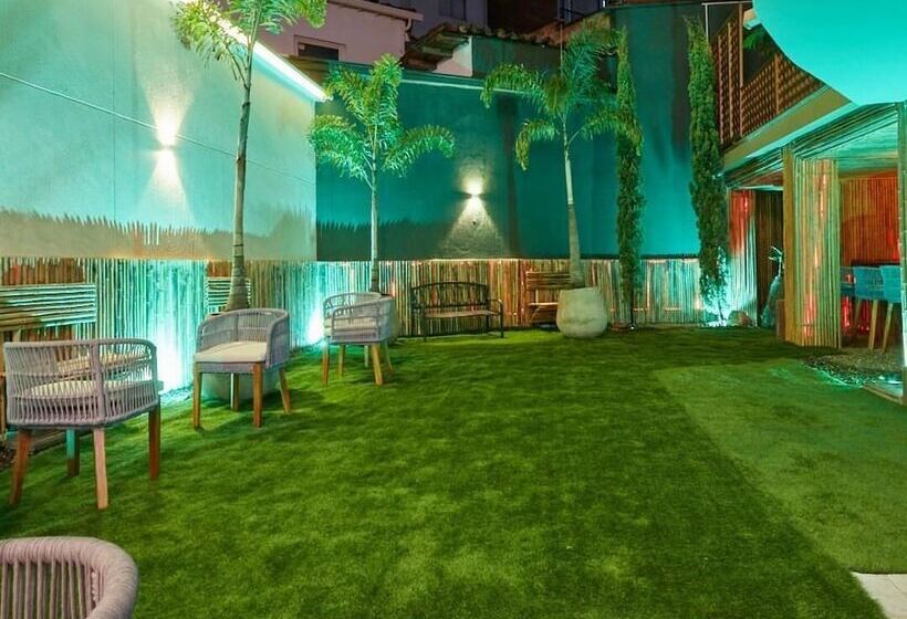 Отель Duo Boutique