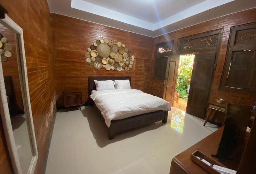 La Tavisa Hotel Borobudur