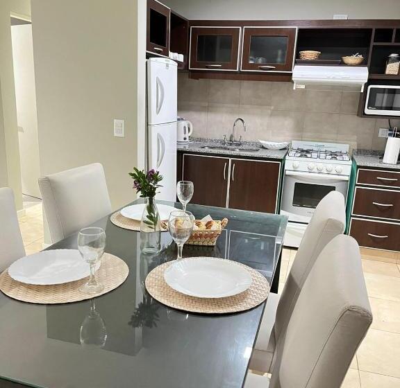 Las Acacias Lasacaciasvaleriacomar