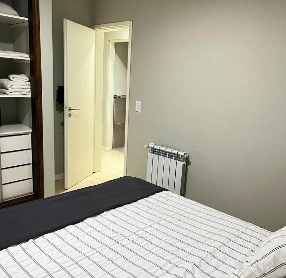 Las Acacias Lasacaciasvaleriacomar