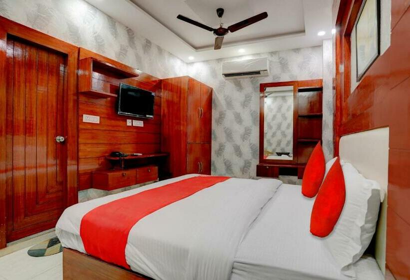 Oyo Flagship 81501 Sambhav Hotel And Restaurant