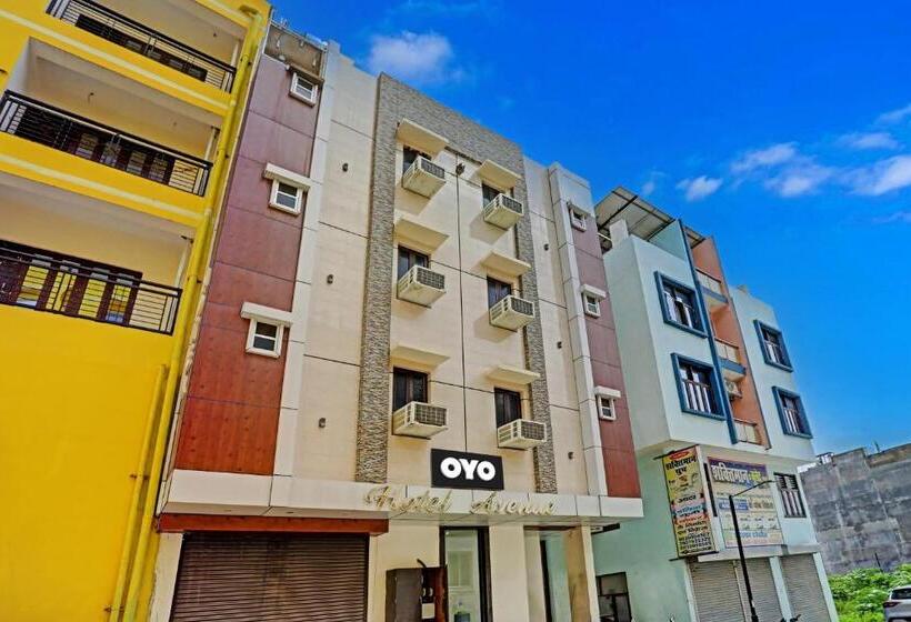 Oyo Flagship 81525b Hotel Avenue