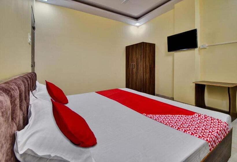 Oyo Flagship Hotel Prateek