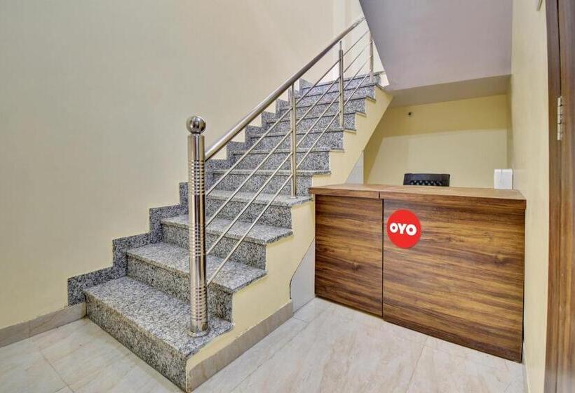 Oyo Flagship Hotel Prateek