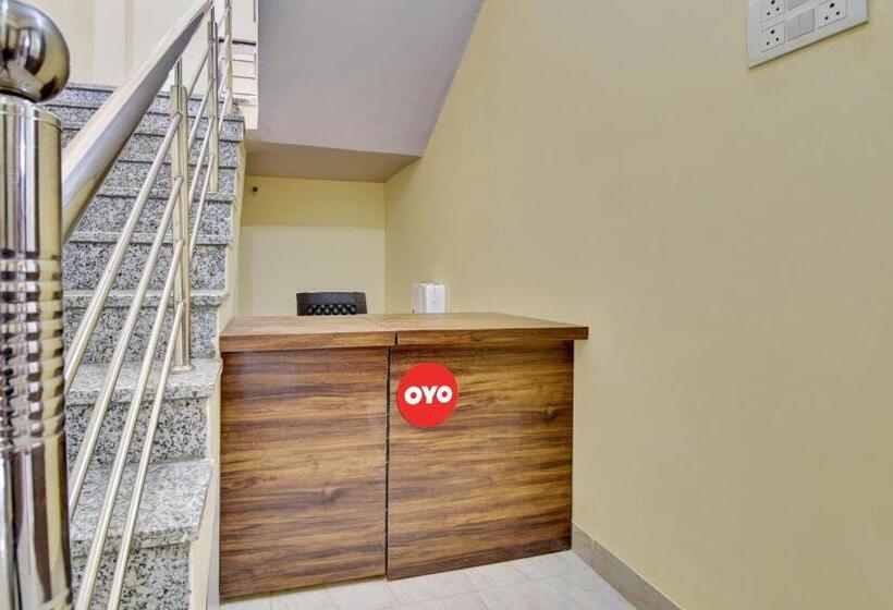 Oyo Flagship Hotel Prateek