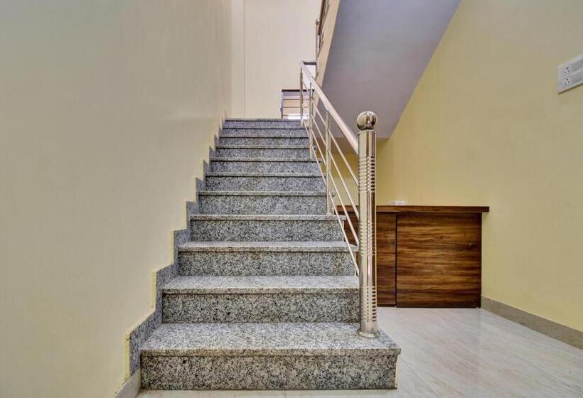 Oyo Flagship Hotel Prateek