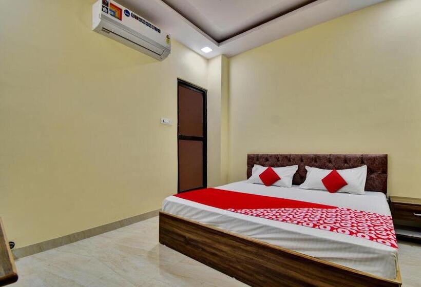 Oyo Flagship Hotel Prateek