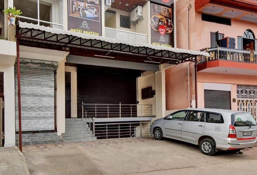 Oyo Flagship Hotel Prateek