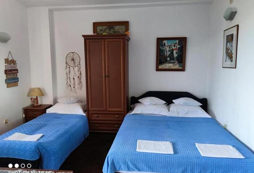 پانسیون Apartmani Fortunela