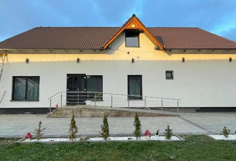 פנסיון Casuta Din Drumul Muntelui