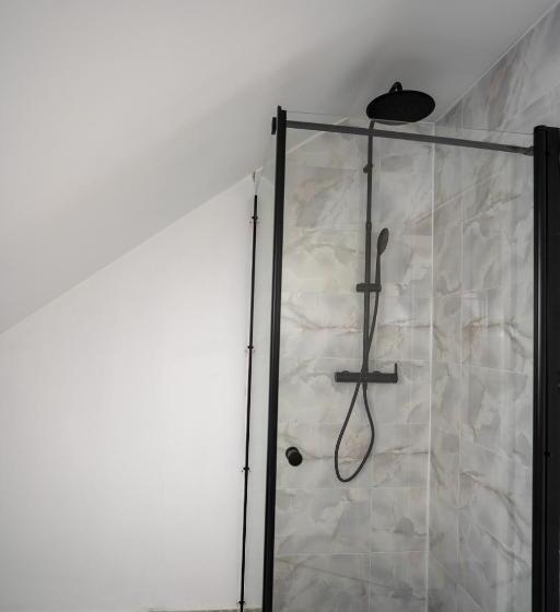 פנסיון Casuta Din Drumul Muntelui