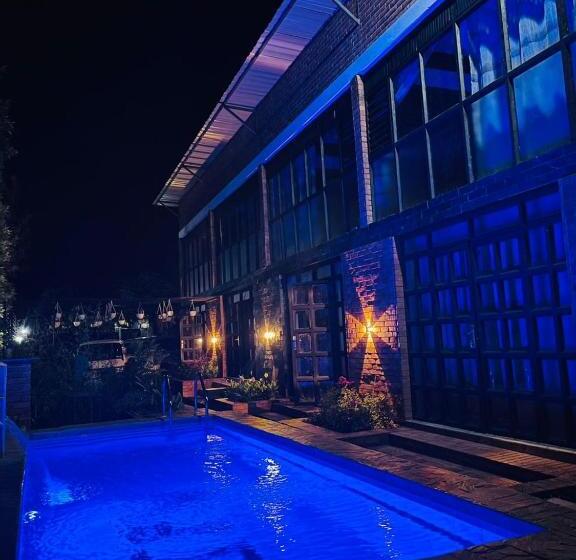 ペンション Jabulani Private Villas