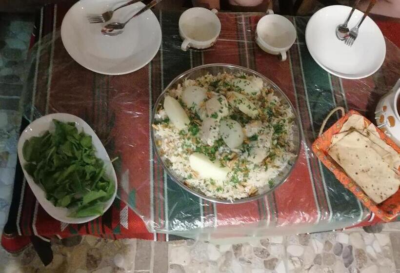 Petra Glamour Hostel