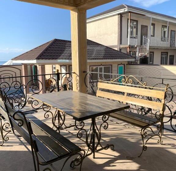 استراحتگاه Chinar