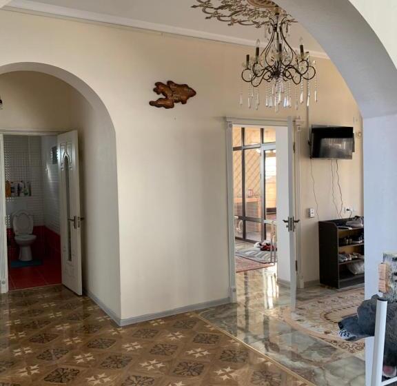 استراحتگاه Chinar