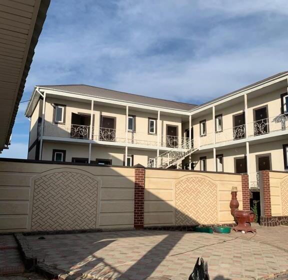 استراحتگاه Chinar