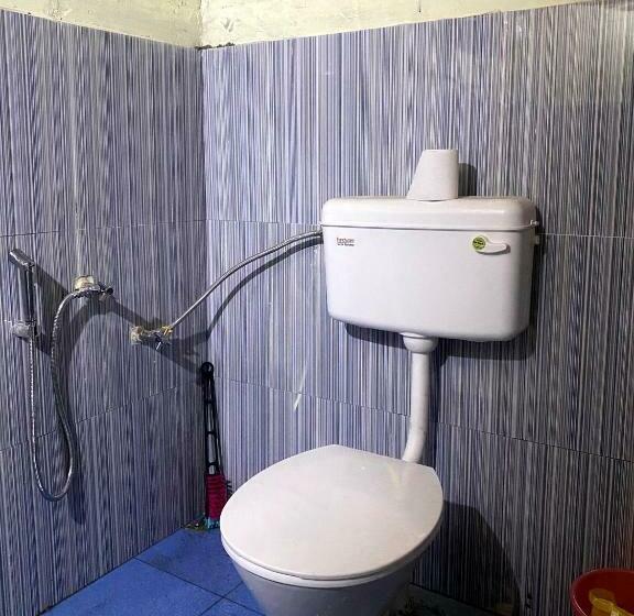 Yellow Bird Hostel & Cafe