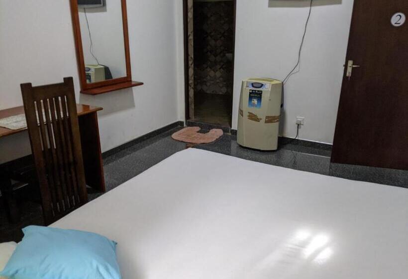 הוסטל Nin Resort