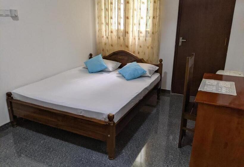 הוסטל Nin Resort