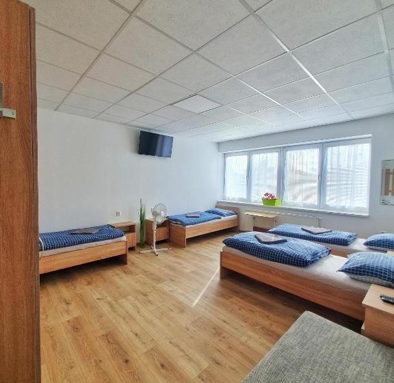 旅馆 Ubytovňa Bytča