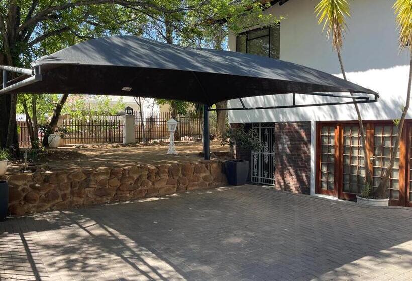 צימר Grants Hill Inn