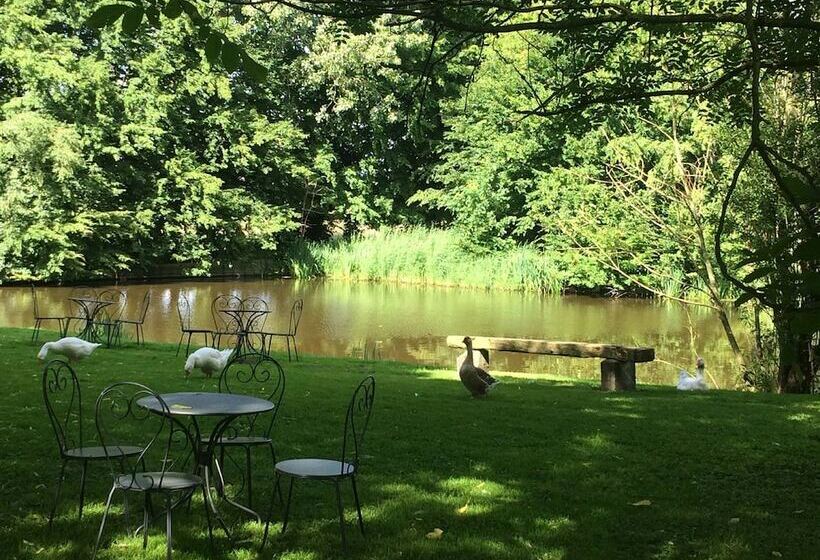 住宿加早餐 Le Domaine Du Château Blanc à 10 Minutes De Pairi Daiza