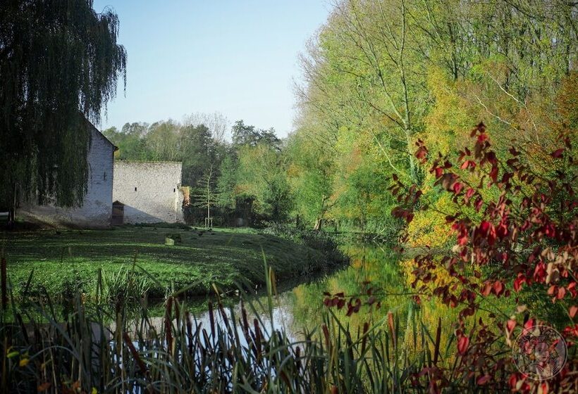 Bed and Breakfast Le Domaine Du Château Blanc à 10 Minutes De Pairi Daiza