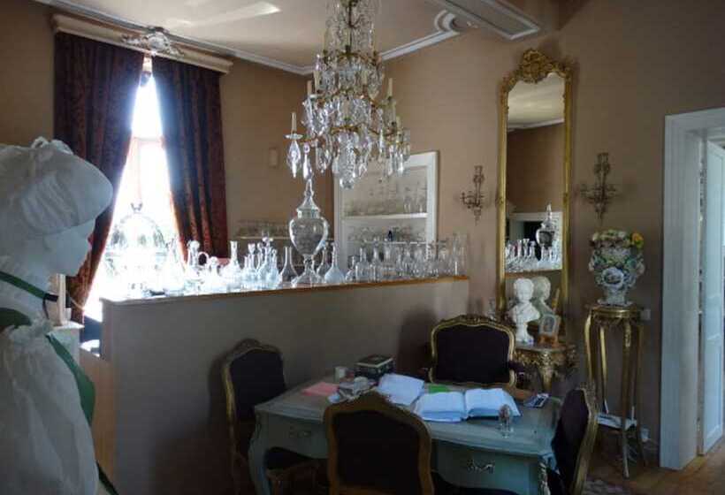 住宿加早餐 Le Domaine Du Château Blanc à 10 Minutes De Pairi Daiza