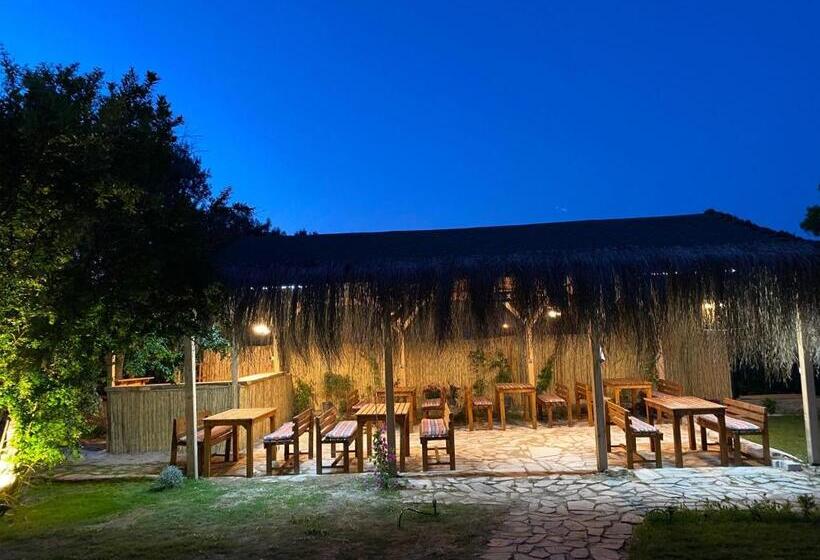 تختخواب و صبحانه Limonlu Bahçe Butik Otel