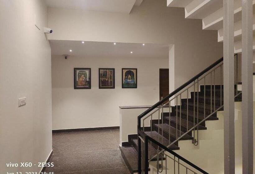 בית מלון כפרי Raja Mahal