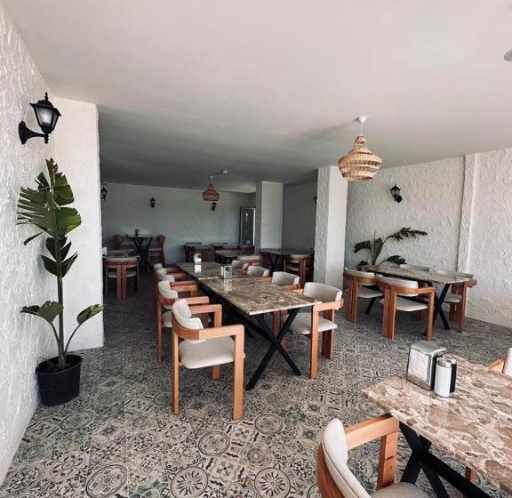 فندق Sun Paradise