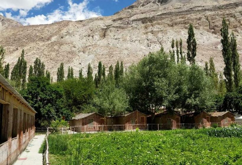 فندق The Silk Route Cottages