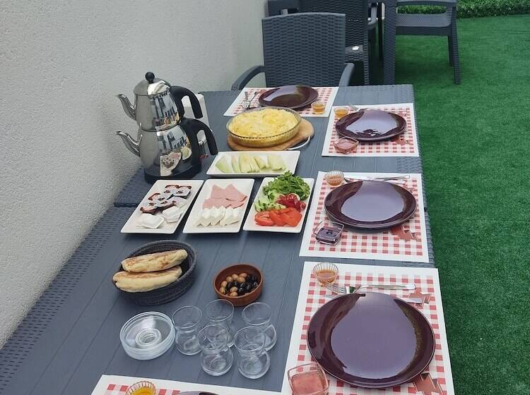 Istanbul Airport Family Suites